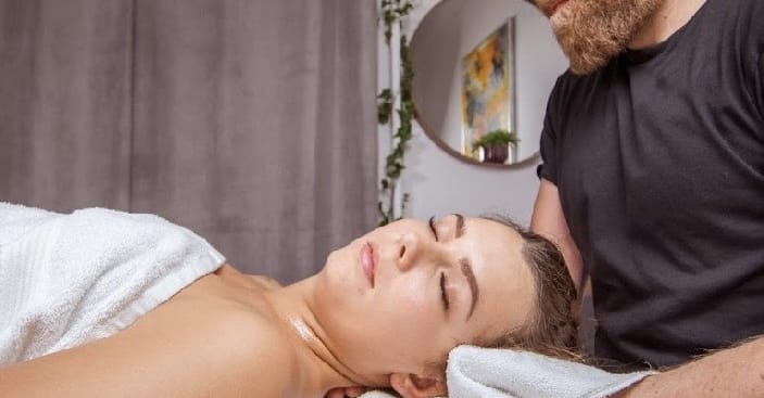 Munk Massage logo