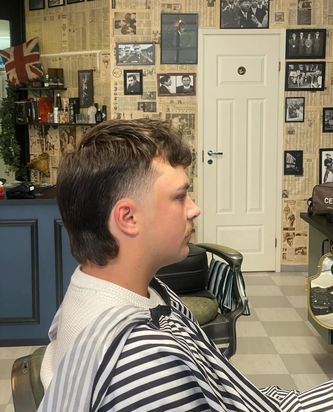 Eternal barbershop